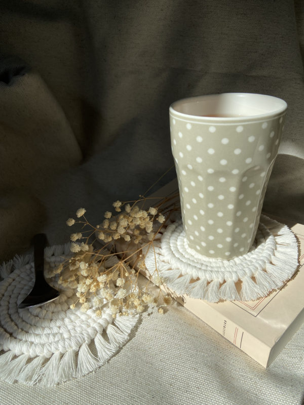 Dessous de verre rond en macramé