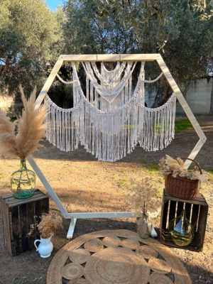 arche hexagonale en macramé