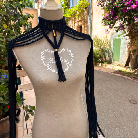 top sensei en macramé bijou épaules