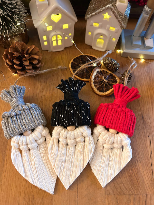 Père noël en macramé