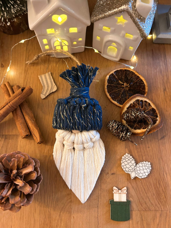 Père noël en macramé