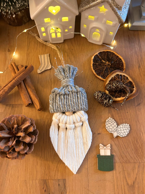 Père noël en macramé