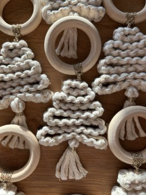 ronds de serviette sapin en macramé