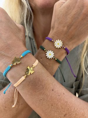 Bracelet en micro macramé