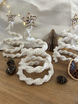 sapin à poser en macramé